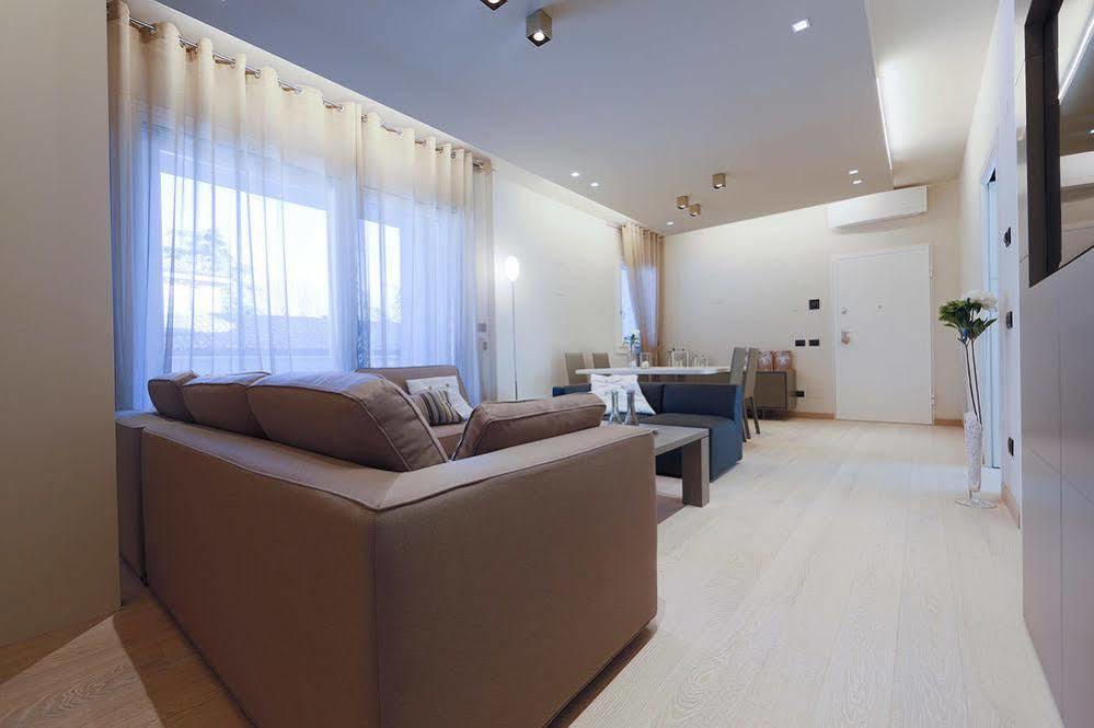 Emilia Suite Comfort 摩德纳 外观 照片